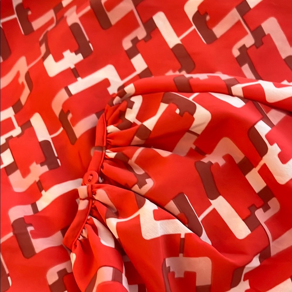 Red Geometric Pattern Dress - Picture 4 of 5